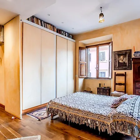 Apartment Charming Bright Colosseum