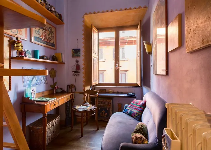 Charming Bright Colosseum Апартаменты Рим