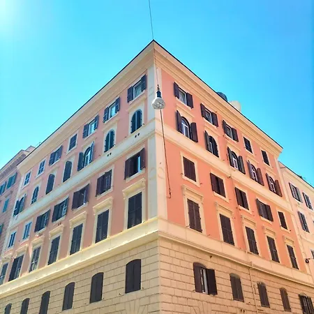 Apartment Charming Bright Colosseum *