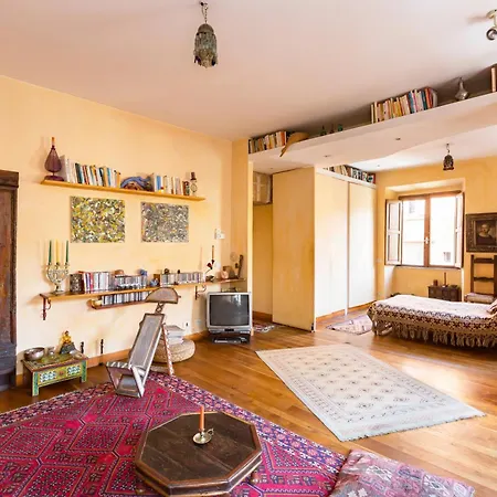 Charming Bright Colosseum * Rom