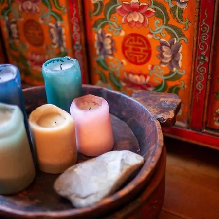 Charming Bright Colosseum Apartment *