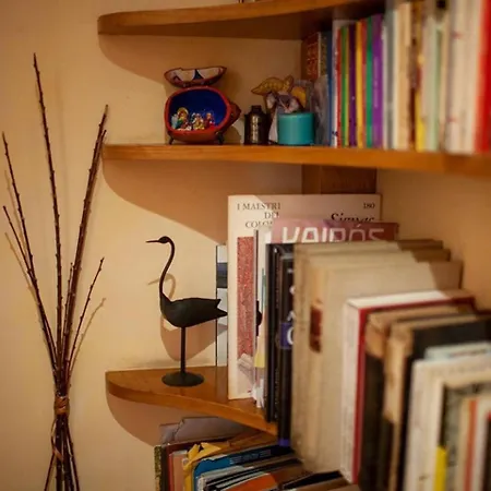 Charming Bright Colosseum Rom