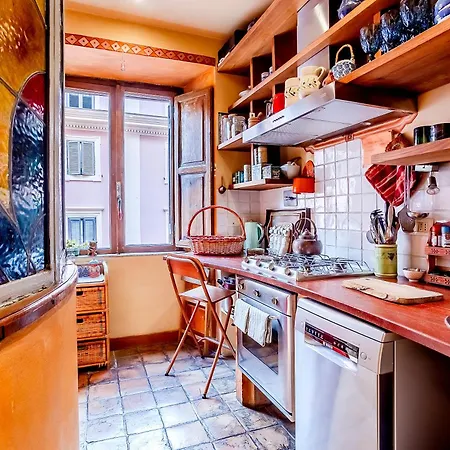 Apartment Charming Bright Colosseum *