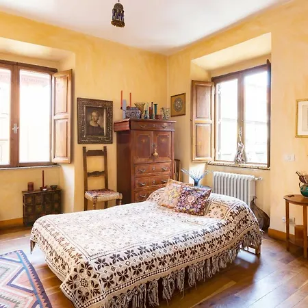 Apartment Charming Bright Colosseum