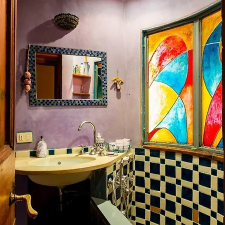 Charming Bright Colosseum * Rom